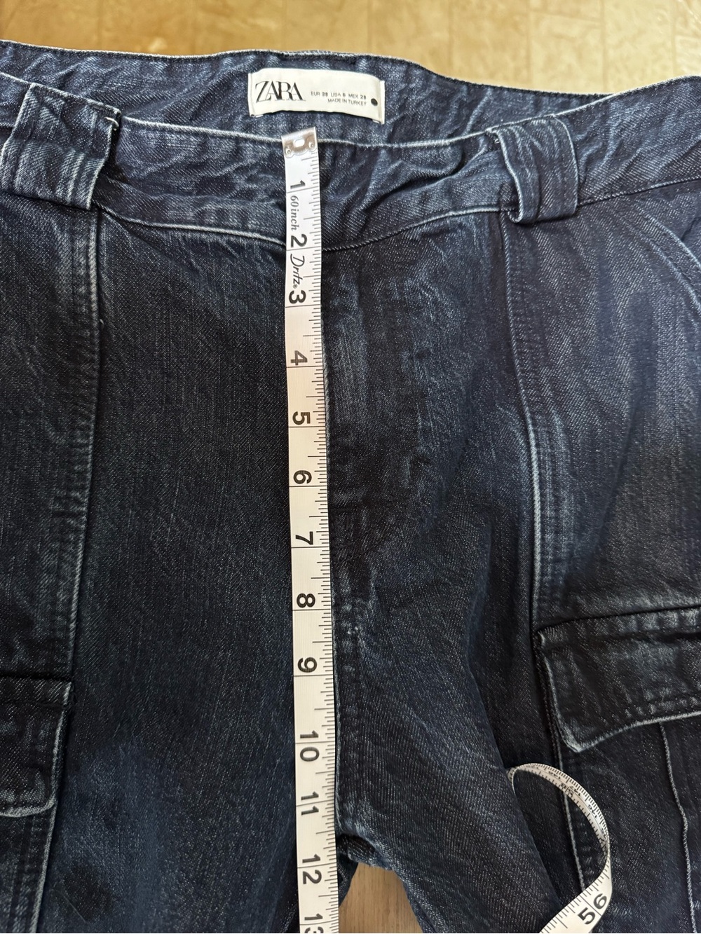 Zara Cargo Jeans with Branded Waist Label - Picture 8 of 12